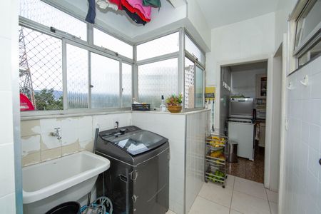 Apartamento à venda com 150m², 4 quartos e 2 vagas Apartamento à venda com 150m², 4 quartos e 2 vagasAREA DE SERVICO