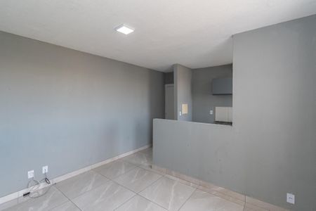 Apartamento para alugar com 44m², 2 quartos e 1 vaga Apartamento para alugar com 44m², 2 quartos e 1 vagaSala de Estar/Jantar