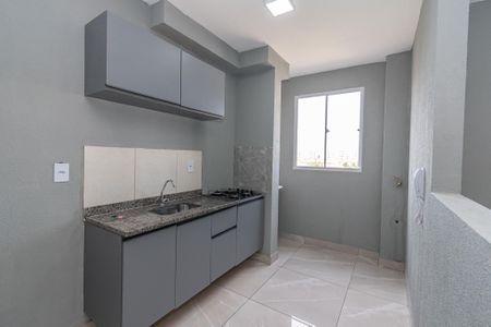 Apartamento para alugar com 44m², 2 quartos e 1 vaga Apartamento para alugar com 44m², 2 quartos e 1 vagaCozinha e Área de Serviço