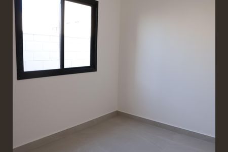 Casa de Condomínio à venda com 2 quartos, 100m² em Jardim Curitiba, Goiânia