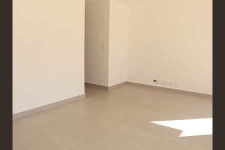 Casa de Condomínio à venda com 2 quartos, 100m² em Jardim Curitiba, Goiânia