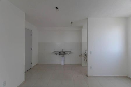 Apartamento à venda com 35m², 2 quartos e sem vaga Apartamento à venda com 35m², 2 quartos e sem vagaSala