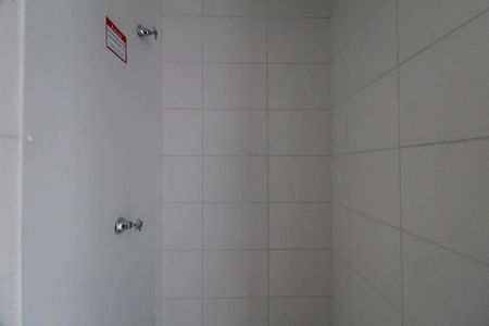Apartamento à venda com 35m², 2 quartos e sem vaga Apartamento à venda com 35m², 2 quartos e sem vagaBanheiro