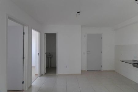 Sala de apartamento à venda com 2 quartos, 35m² em Conjunto Habitacional Teotonio Vilela, São Paulo