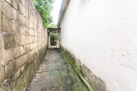 Casa à venda com 135m², 2 quartos e 1 vaga Casa à venda com 135m², 2 quartos e 1 vagaCorredor