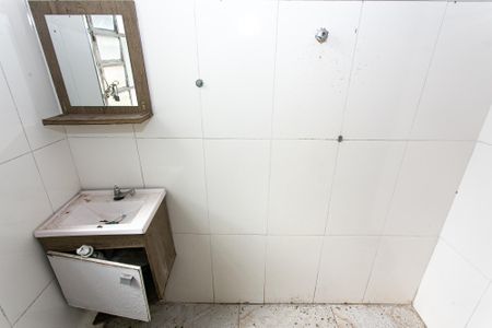 Casa à venda com 135m², 2 quartos e 1 vaga Casa à venda com 135m², 2 quartos e 1 vagaBanheiro