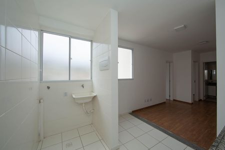 Apartamento para alugar com 55m², 2 quartos e 1 vaga Apartamento para alugar com 55m², 2 quartos e 1 vagaAREA DE SERVICO
