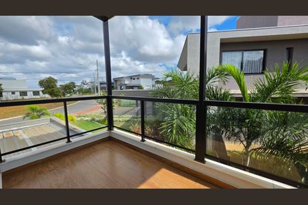 Casa de condomínio à venda com 714m², 3 quartos e 6 vagas