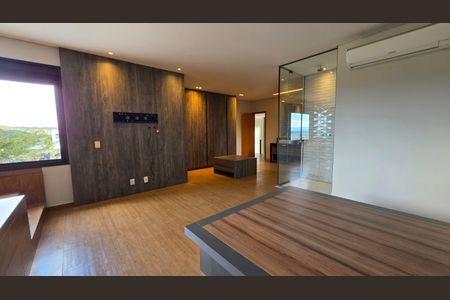 Casa de condomínio à venda com 714m², 3 quartos e 6 vagas