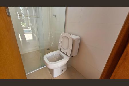 Casa de condomínio à venda com 714m², 3 quartos e 6 vagas