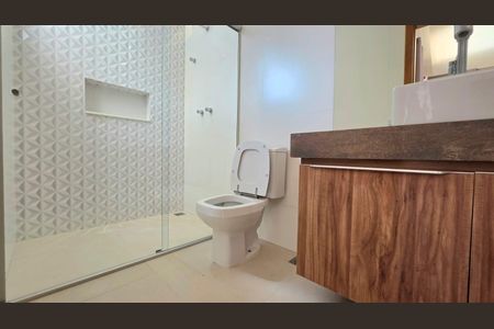 Casa de condomínio à venda com 714m², 3 quartos e 6 vagas