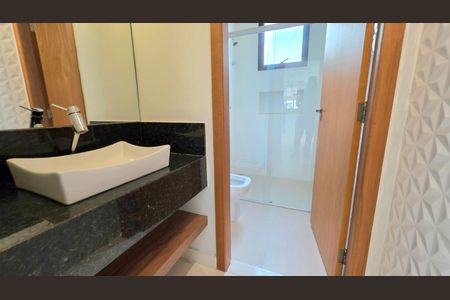 Casa de condomínio à venda com 714m², 3 quartos e 6 vagas