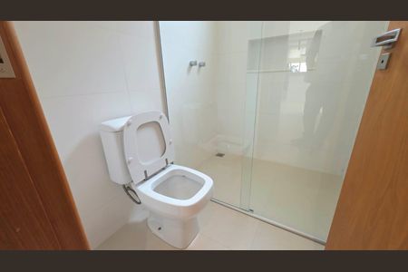 Casa de condomínio à venda com 714m², 3 quartos e 6 vagas