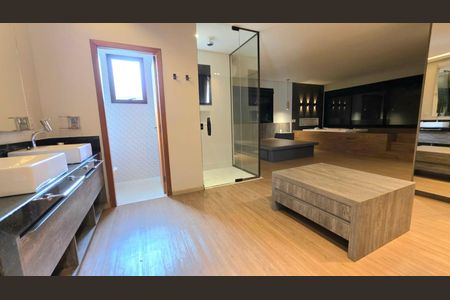 Casa de condomínio à venda com 714m², 3 quartos e 6 vagas