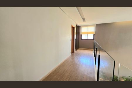 Casa de condomínio à venda com 714m², 3 quartos e 6 vagas