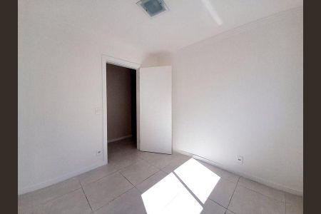 Apartamento para alugar com 95m², 3 quartos e 2 vagas Apartamento para alugar com 95m², 3 quartos e 2 vagasSuíte 2