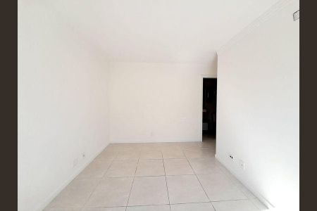 Apartamento para alugar com 95m², 3 quartos e 2 vagas Apartamento para alugar com 95m², 3 quartos e 2 vagasQuarto