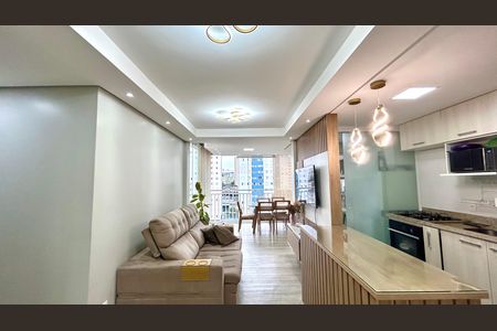 Apartamento à venda com 62m², 2 quartos e 1 vaga Apartamento à venda com 62m², 2 quartos e 1 vagaSala