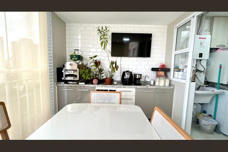 Apartamento à venda com 62m², 2 quartos e 1 vaga Apartamento à venda com 62m², 2 quartos e 1 vagaQuarto Suíte