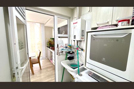 Apartamento à venda com 62m², 2 quartos e 1 vaga Apartamento à venda com 62m², 2 quartos e 1 vagaÁrea de Serviço