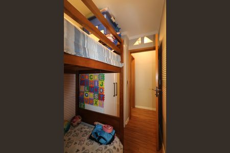 Apartamento à venda com 96m², 2 quartos e 3 vagas Apartamento à venda com 96m², 2 quartos e 3 vagasQuarto