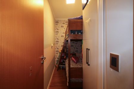 Apartamento à venda com 96m², 2 quartos e 3 vagas Apartamento à venda com 96m², 2 quartos e 3 vagasQuarto