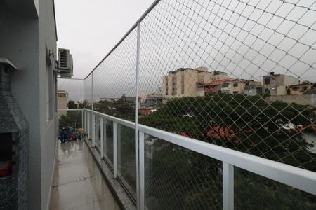 Apartamento à venda com 96m², 2 quartos e 3 vagas Apartamento à venda com 96m², 2 quartos e 3 vagasVaranda