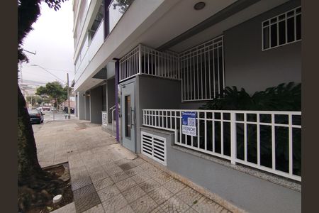 Apartamento à venda com 96m², 2 quartos e 3 vagas Apartamento à venda com 96m², 2 quartos e 3 vagasPlaca