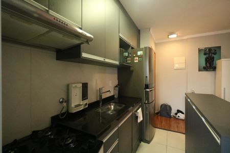 Apartamento à venda com 96m², 2 quartos e 3 vagas Apartamento à venda com 96m², 2 quartos e 3 vagasCozinha