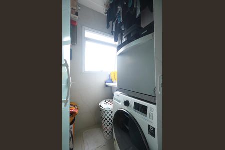 Apartamento à venda com 96m², 2 quartos e 3 vagas Apartamento à venda com 96m², 2 quartos e 3 vagasÁrea de Serviço