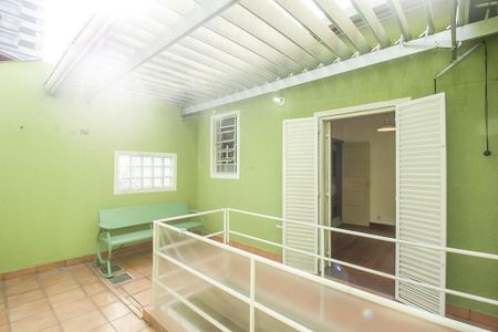 Casa para alugar com 90m², 3 quartos e sem vagaSacada