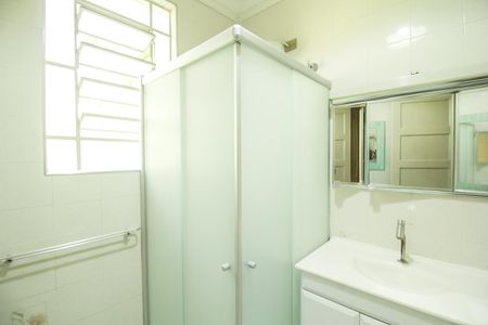 Casa para alugar com 90m², 3 quartos e sem vagaBanheiro