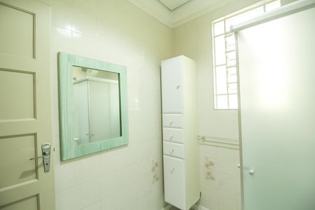 Casa para alugar com 90m², 3 quartos e sem vagaBanheiro