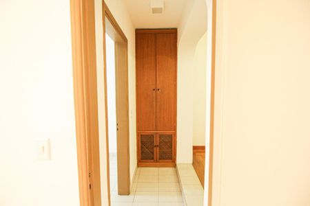 Casa para alugar com 90m², 3 quartos e sem vagaArmário