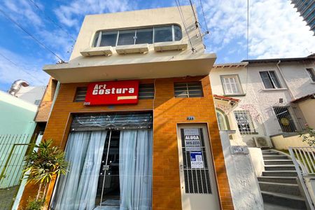 Casa para alugar com 90m², 3 quartos e sem vagaFachada