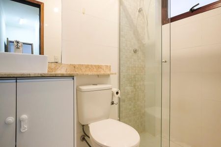 Apartamento para alugar com 74m², 2 quartos e 1 vagaBanheiro da suíte
