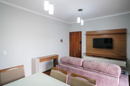 Apartamento para alugar com 74m², 2 quartos e 1 vagaSala