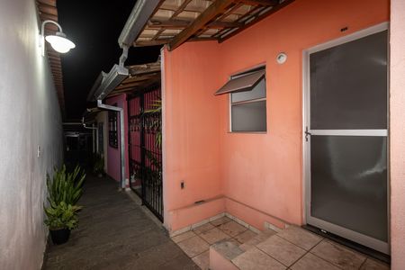 Casa à venda com 50m², 2 quartos e sem vaga Casa à venda com 50m², 2 quartos e sem vagaHall de entrada