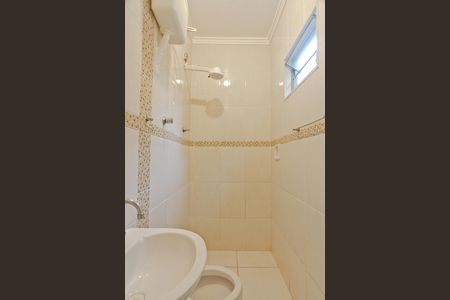 Casa para alugar com 50m², 1 quarto e 1 vaga Casa para alugar com 50m², 1 quarto e 1 vagaBanheiro