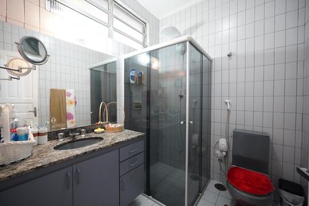 Casa à venda com 250m², 4 quartos e 3 vagasSuíte