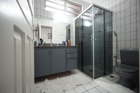 Casa à venda com 250m², 4 quartos e 3 vagasBanheiro 2