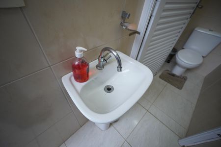 Casa à venda com 250m², 4 quartos e 3 vagasLavabo