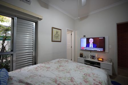 Casa à venda com 250m², 4 quartos e 3 vagasSuíte