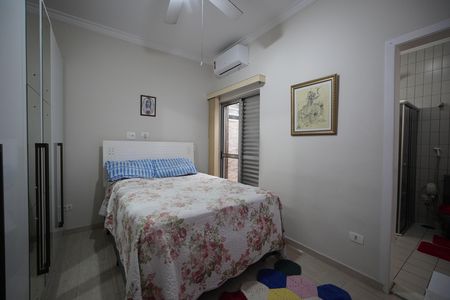 Casa à venda com 250m², 4 quartos e 3 vagasSuíte