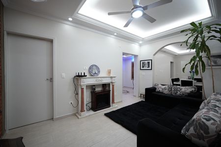 Casa à venda com 250m², 4 quartos e 3 vagasSala