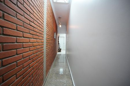 Casa à venda com 250m², 4 quartos e 3 vagasCorredor