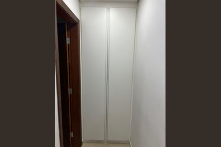 Quarto de casa à venda com 3 quartos, 360m² em São Cosme de Baixo (São Benedito), Belo Horizonte