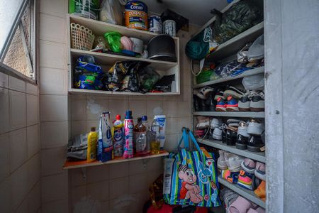 Apartamento à venda com 60m², 2 quartos e 1 vaga Apartamento à venda com 60m², 2 quartos e 1 vagaDespensa