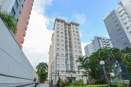 Apartamento à venda com 60m², 2 quartos e 1 vaga Apartamento à venda com 60m², 2 quartos e 1 vagaFachada