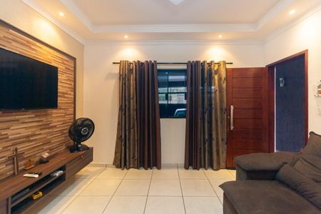 Sala de casa à venda com 3 quartos, 312m² em Jardim Clara Regina, São Paulo
